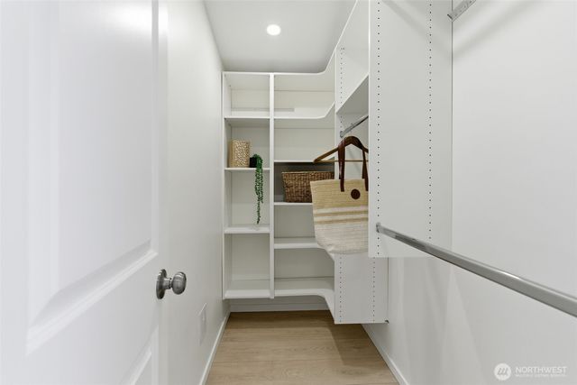 1815 Casino Road W, Everett, WA 98204