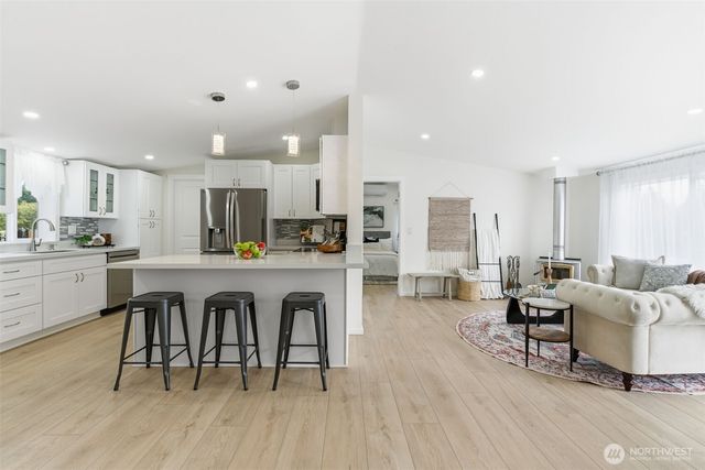 1815 Casino Road W, Everett, WA 98204