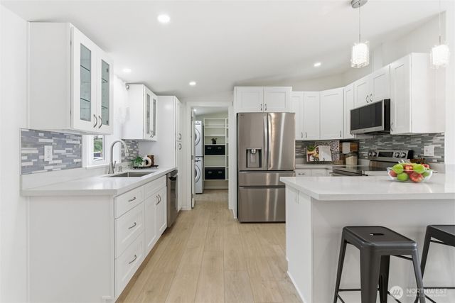 1815 Casino Road W, Everett, WA 98204