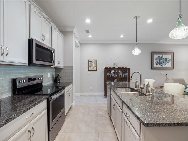 3010 PALM KEY AVENUE, Oldsmar, FL 34677