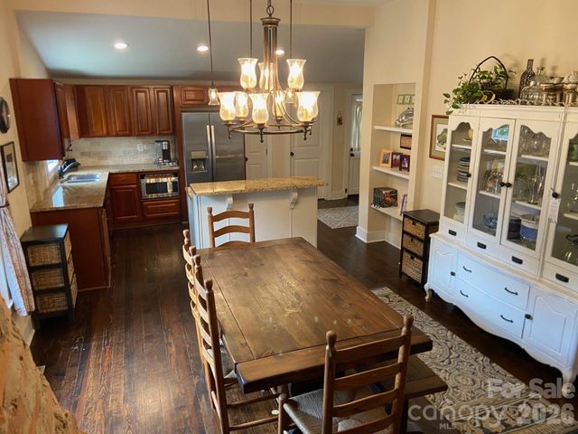 201 Main Street, Matthews, NC 28105