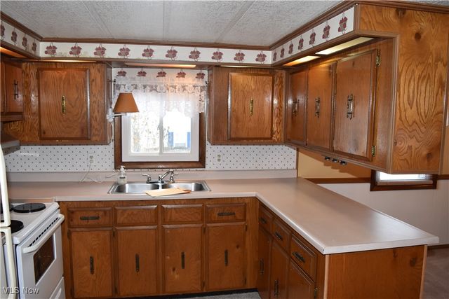 70799 Bannock Uniontown Road, St Clairsville, OH 43950