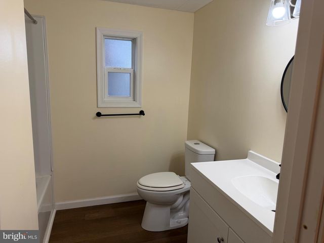 1104 W ELM AVE W, Hanover, PA 17331