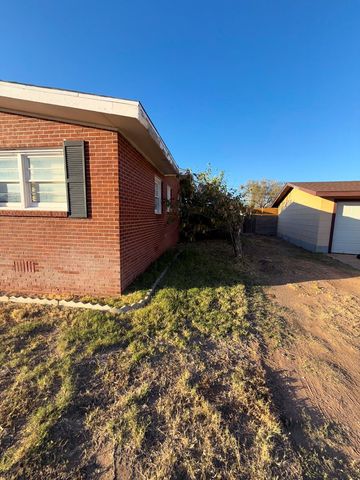 1709 Patton Dr, Odessa, TX 79761