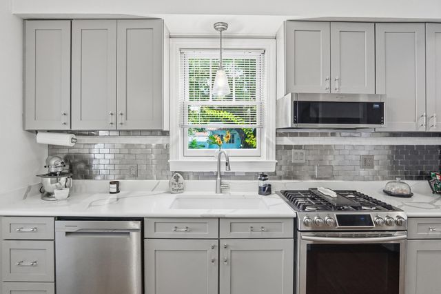 212 Congress Street, Charleston, SC 29403