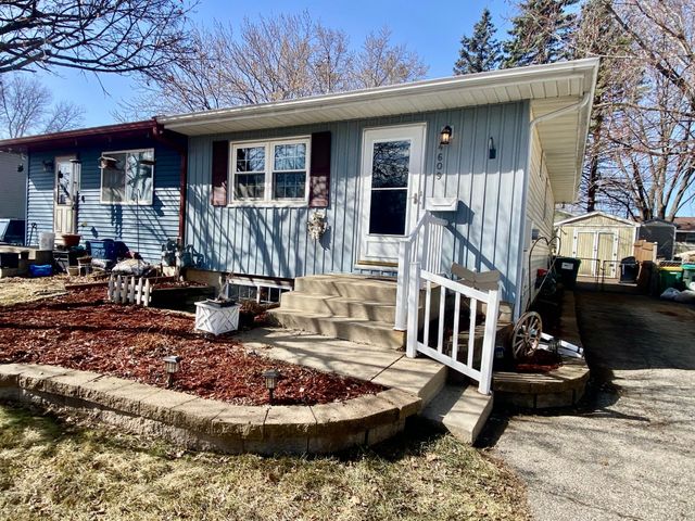 4609 NW 14th Avenue NW, Rochester, MN 55901