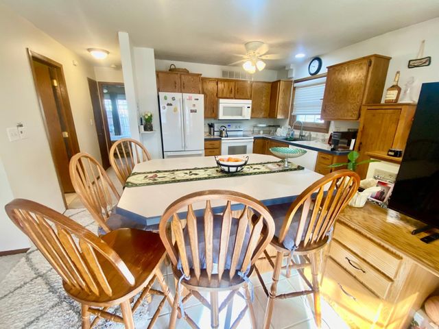 4609 NW 14th Avenue NW, Rochester, MN 55901