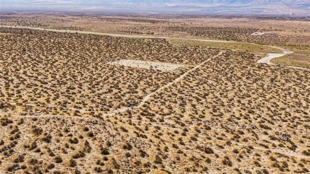 12022 E N, Palmdale, CA 93591