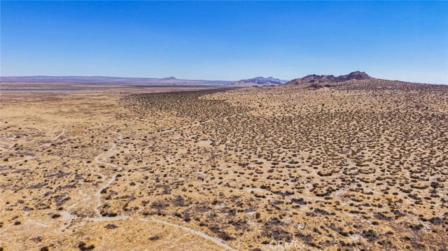 12022 E N, Palmdale, CA 93591