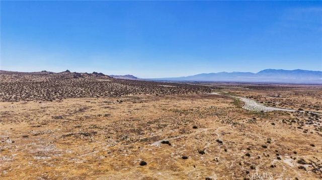 12022 E N, Palmdale, CA 93591