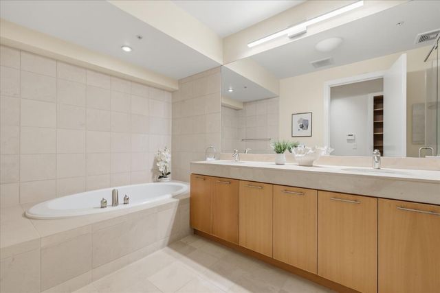 1000 Park Place H, San Mateo, CA 94403