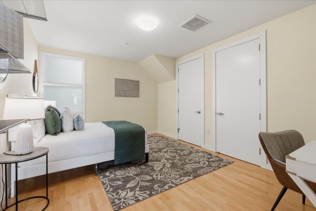 1000 Park Place H, San Mateo, CA 94403