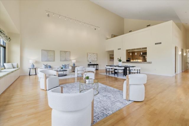 1000 Park Place H, San Mateo, CA 94403