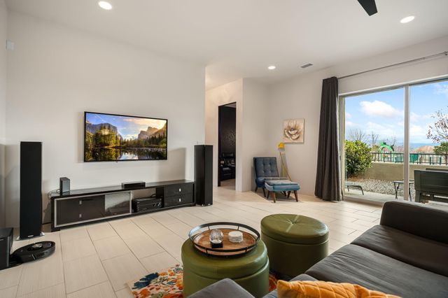 5763 University Boulevard SE, Albuquerque, NM 87106