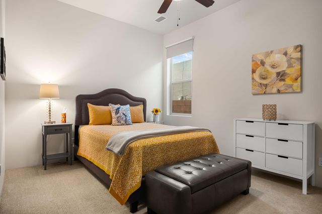 5763 University Boulevard SE, Albuquerque, NM 87106