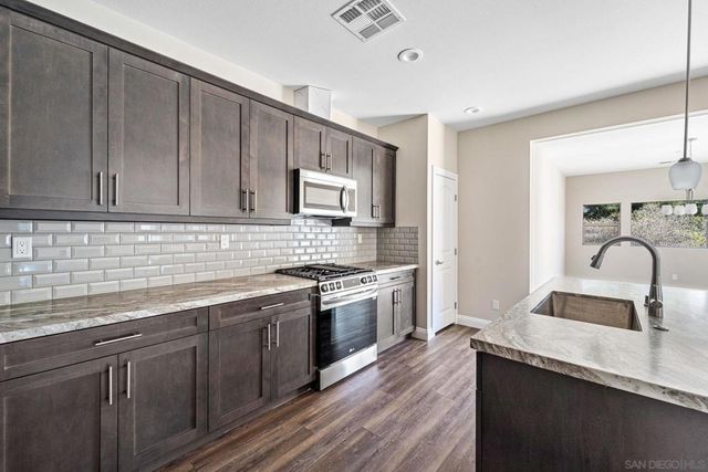 12649 Via Vigneto, Lakeside, CA 92040