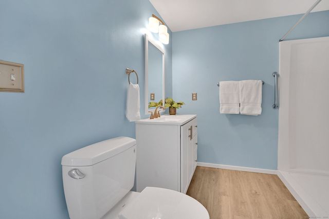 1 Hunters Run 1, Cromwell, CT 06416