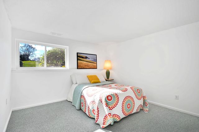 1 Hunters Run 1, Cromwell, CT 06416