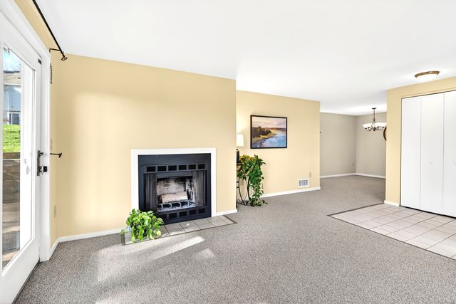 1 Hunters Run 1, Cromwell, CT 06416