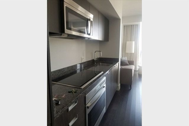 110 Stuart Street 19D, Boston, MA 02116