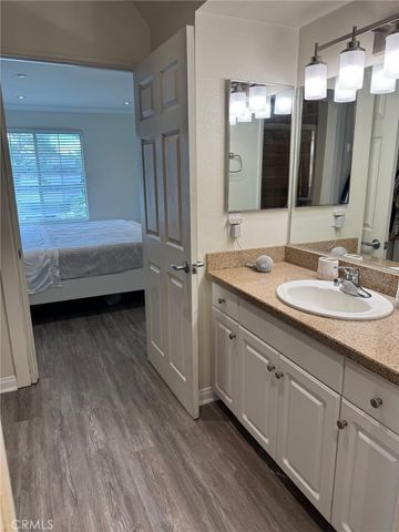 5540 Owensmouth 319, Woodland Hills, CA 91367