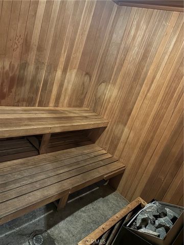 5540 Owensmouth 319, Woodland Hills, CA 91367