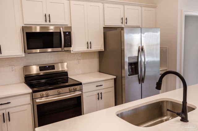 5337 Adeline Cir, Pace, FL 32571