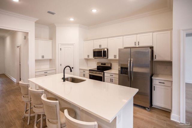 5337 Adeline Cir, Pace, FL 32571