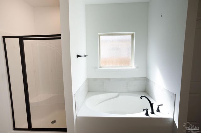 5337 Adeline Cir, Pace, FL 32571