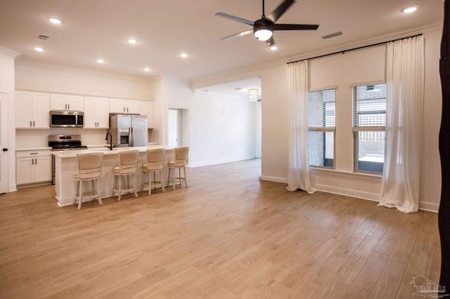 5337 Adeline Cir, Pace, FL 32571