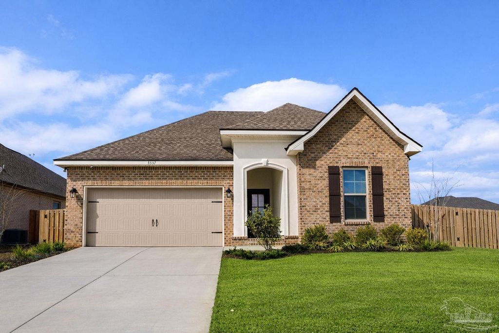 5337 Adeline Cir, Pace, FL 32571