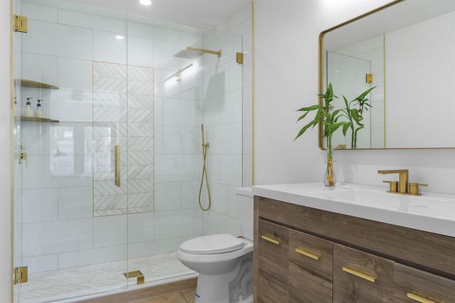 303 DE CARIE Street 303, Delray Beach, FL 33444