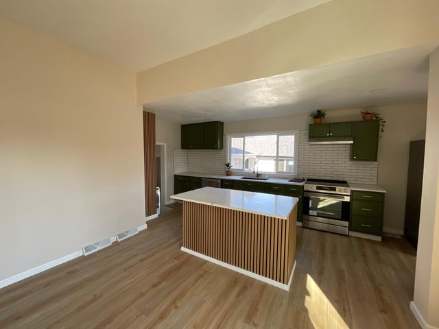 321 7th Street SW, Willmar, MN 56201