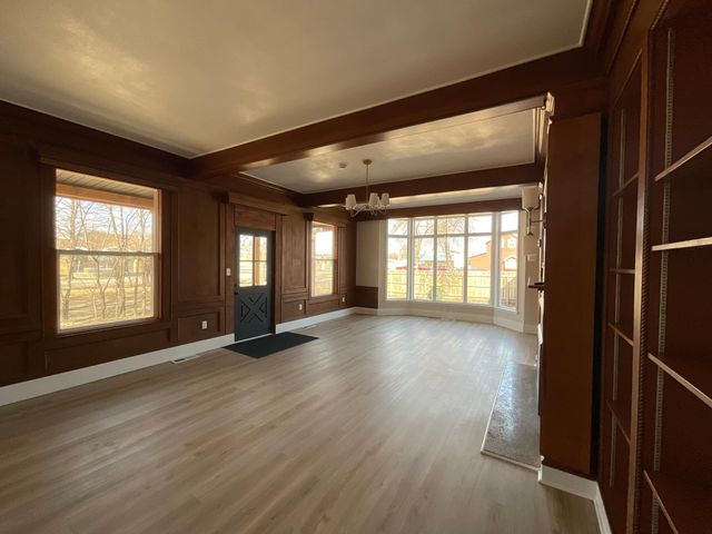 321 7th Street SW, Willmar, MN 56201