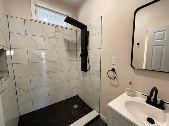 321 7th Street SW, Willmar, MN 56201