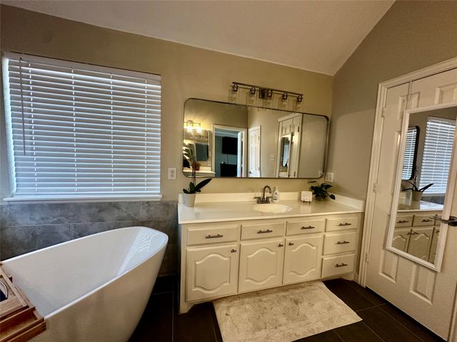 1089 Oak Hollow Lane, Combine, TX 75159