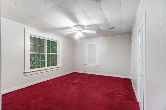 193 Church Street, Deport, TX 75435