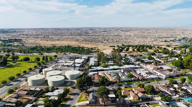 925 Radcliffe Avenue, Bakersfield, CA 93305