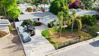 925 Radcliffe Avenue, Bakersfield, CA 93305