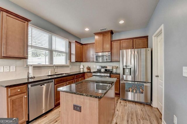 3375 Sardis Bend Drive, Buford, GA 30519