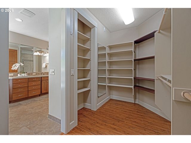 3642 Se DURANGO Pl, Gresham, OR 97080