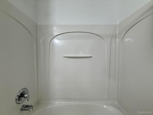 29067 Cullen Drive, Romulus, MI 48174