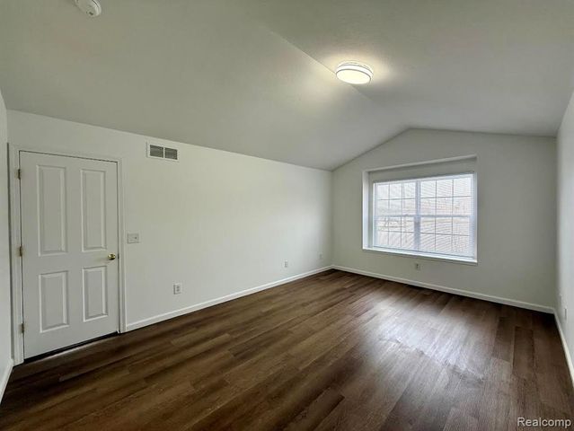 29067 Cullen Drive, Romulus, MI 48174