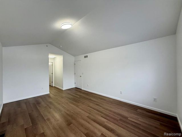 29067 Cullen Drive, Romulus, MI 48174