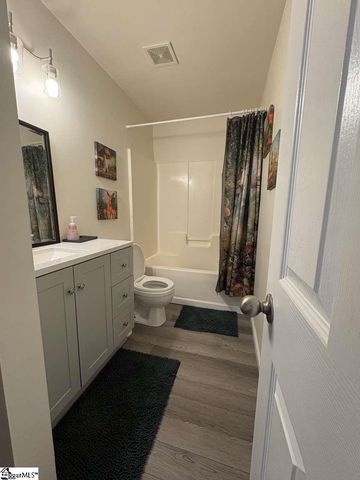 208 Catterick Way, Fountain Inn, SC 29644