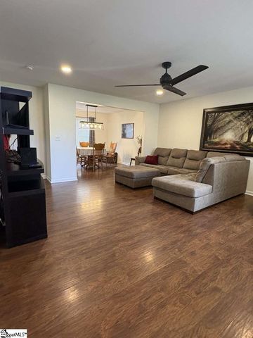 208 Catterick Way, Fountain Inn, SC 29644