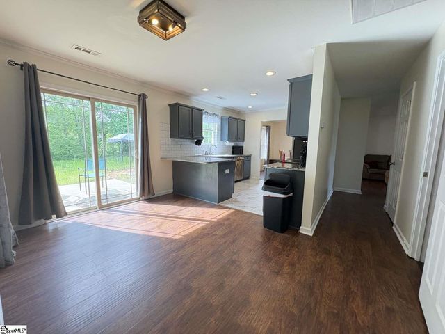 208 Catterick Way, Fountain Inn, SC 29644