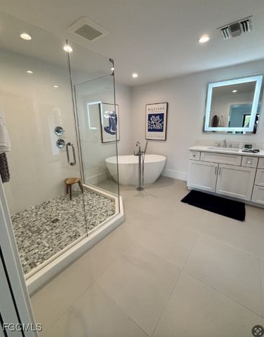 1401 Salvadore CT, Marco Island, FL 34145