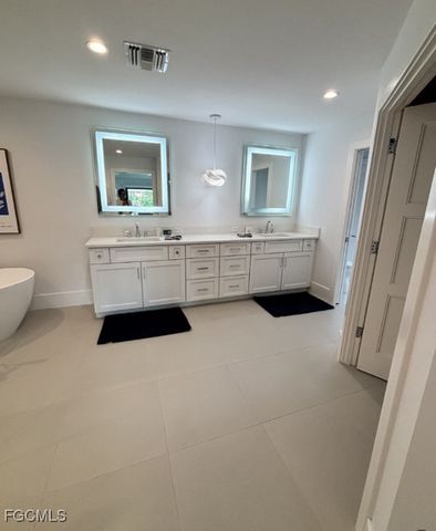 1401 Salvadore CT, Marco Island, FL 34145