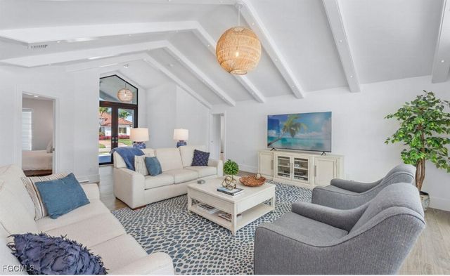 1401 Salvadore CT, Marco Island, FL 34145